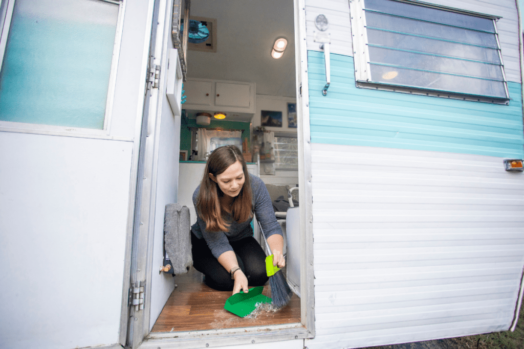 cleaning rv