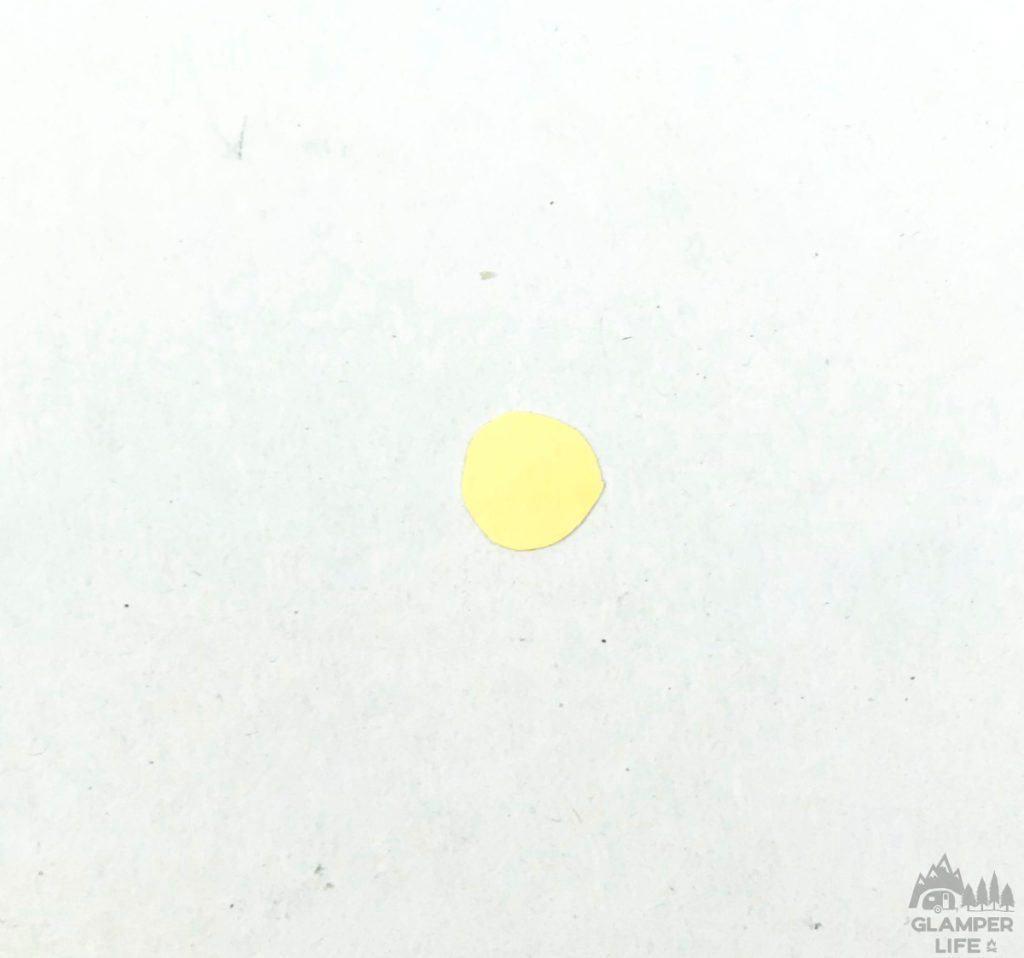 yellow paper dot